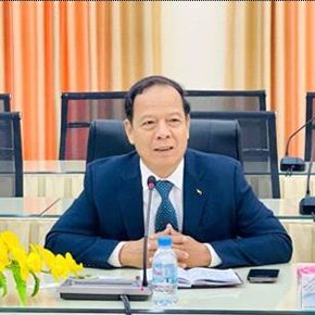 H.E Ponh Sachak