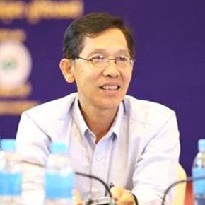 H.E Dr. Heng Chanthoeun